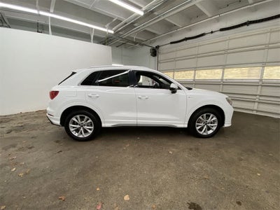 2024 Audi Q3 S line Premium