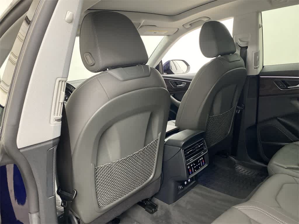 2019 Audi Q8 Premium Plus