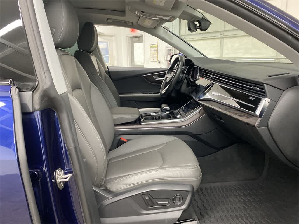 2019 Audi Q8 Premium Plus