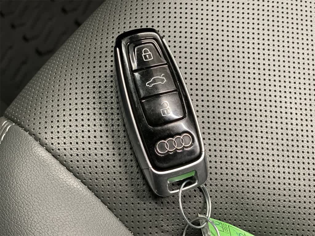 2019 Audi Q8 Premium Plus