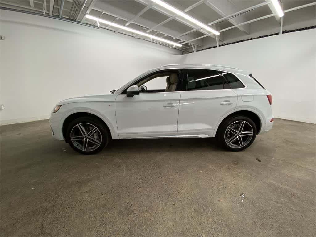 2022 Audi Q5 S line Prestige