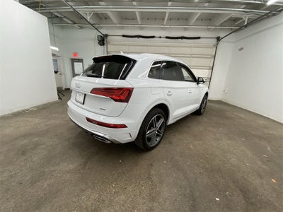 2022 Audi Q5 S line Prestige