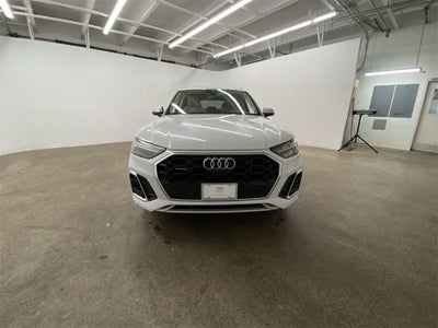 2022 Audi Q5 S line Prestige