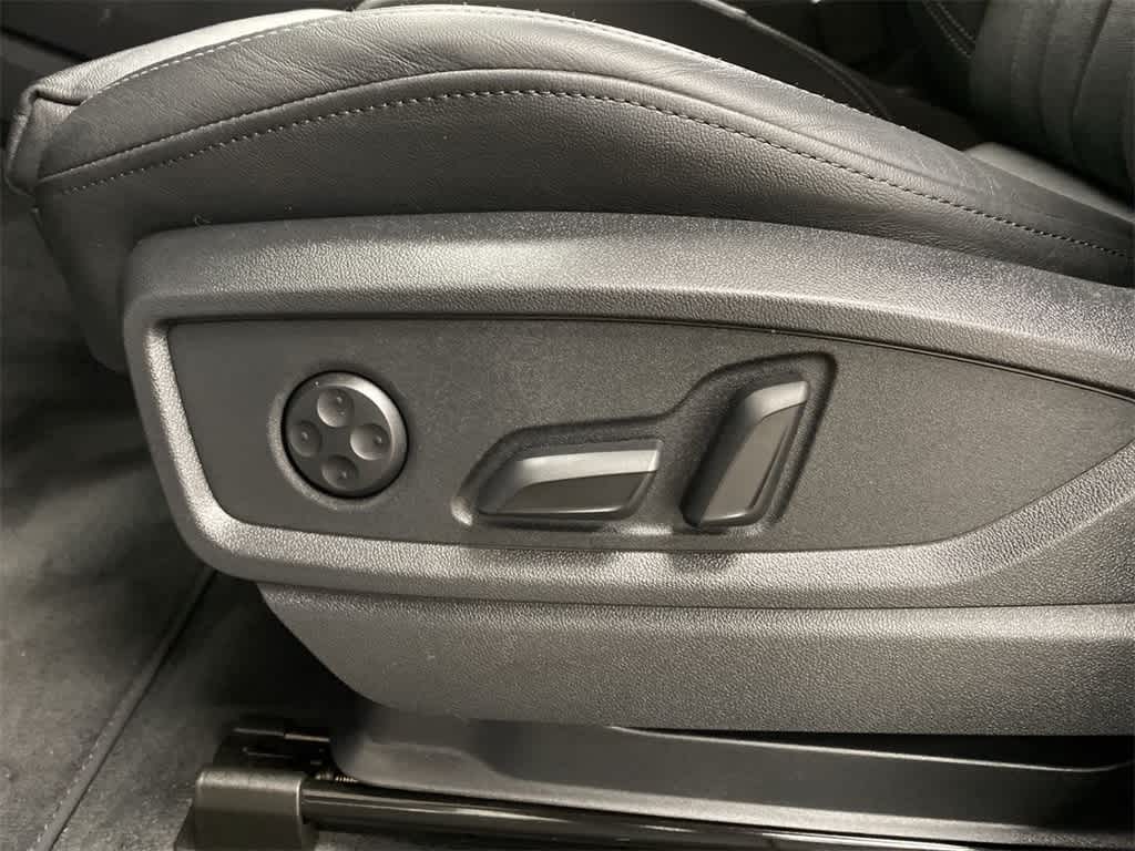 2025 Audi Q5 S line Premium