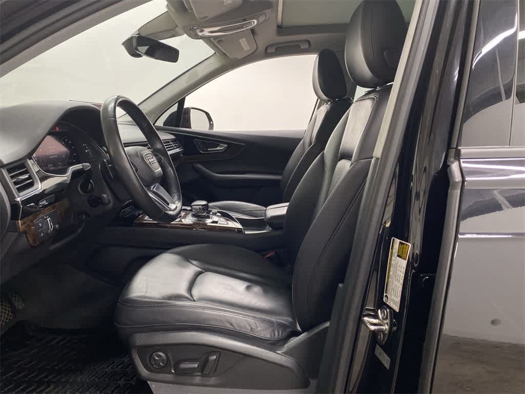 2017 Audi Q7 Premium Plus