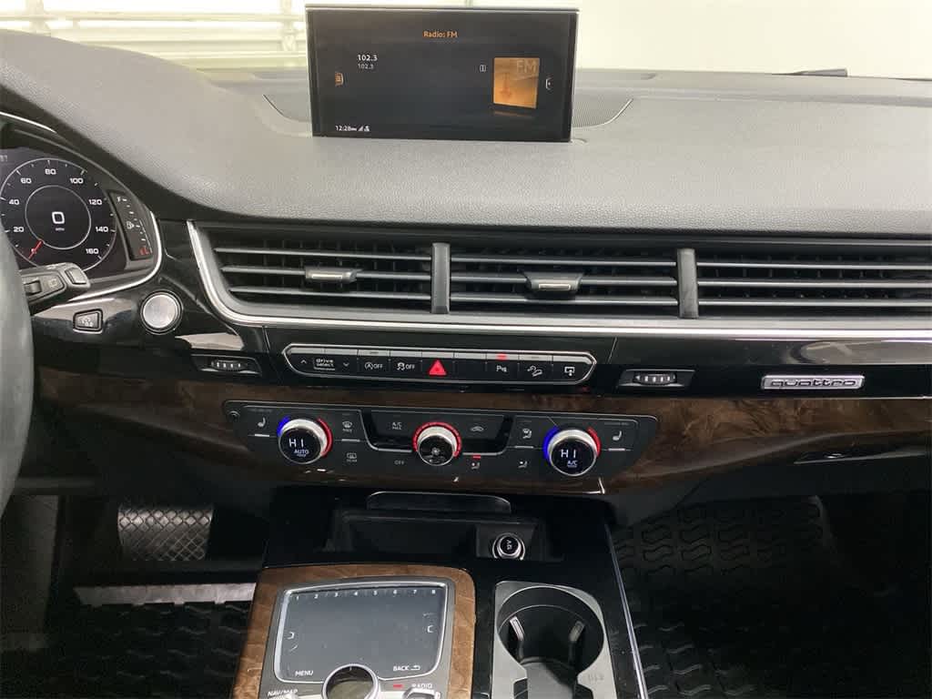 2017 Audi Q7 Premium Plus