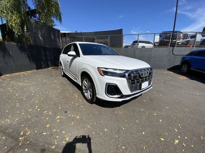 2025 Audi Q7 Premium Plus