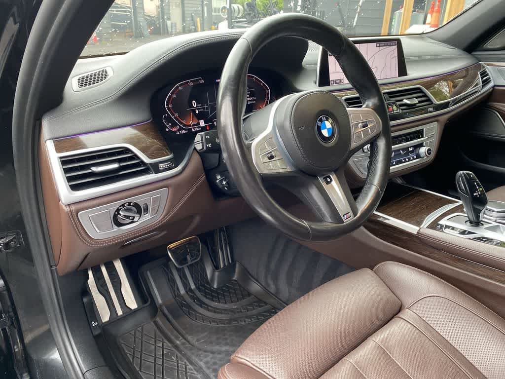 2020 BMW 7 Series 740i