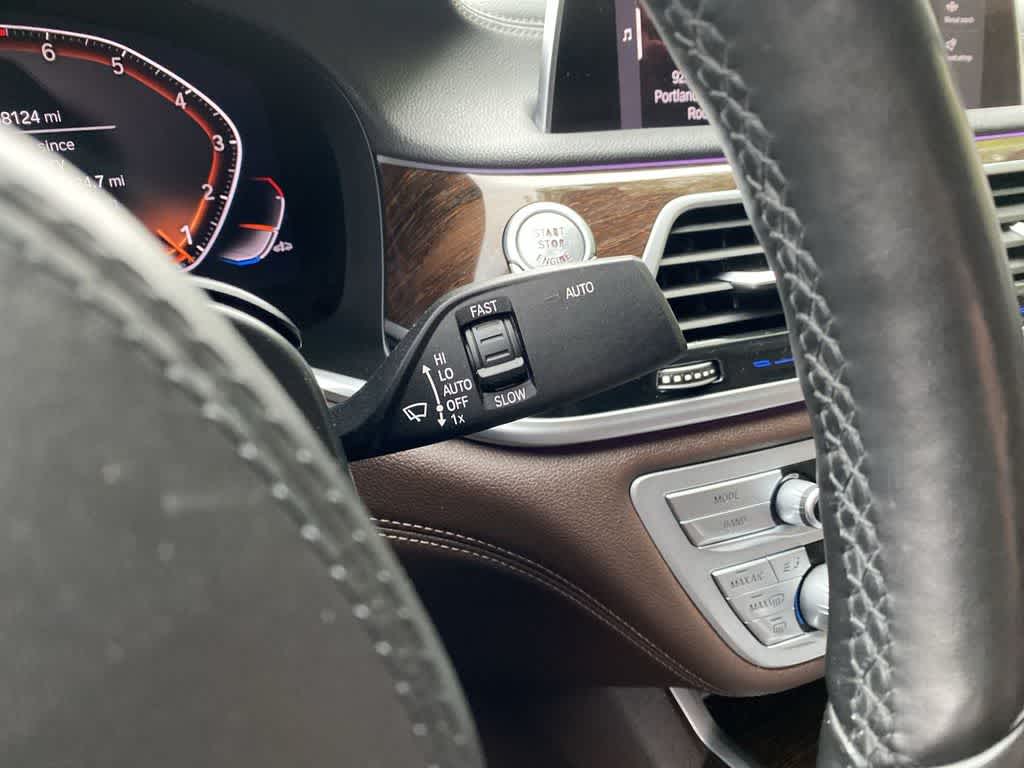2020 BMW 7 Series 740i