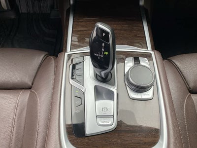 2020 BMW 7 Series 740i