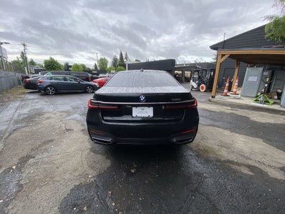 2020 BMW 7 Series 740i