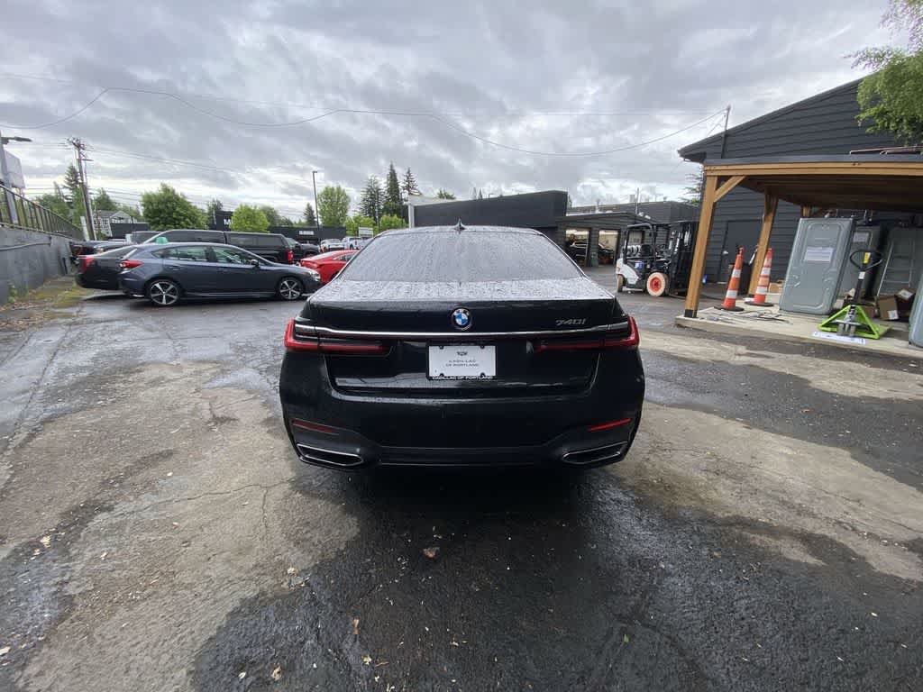 2020 BMW 7 Series 740i