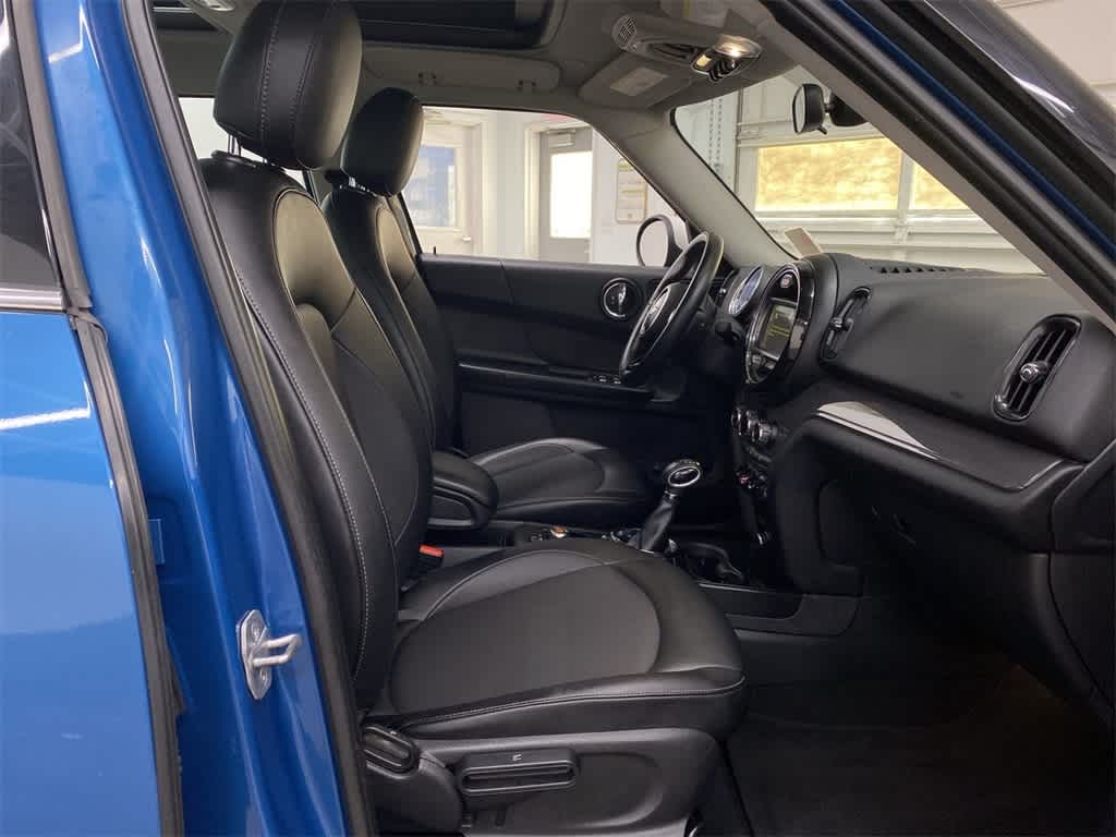 2017 MINI Countryman Cooper