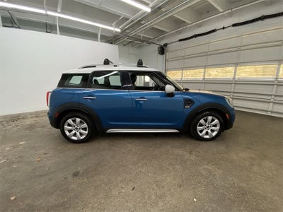 2017 MINI Countryman Cooper