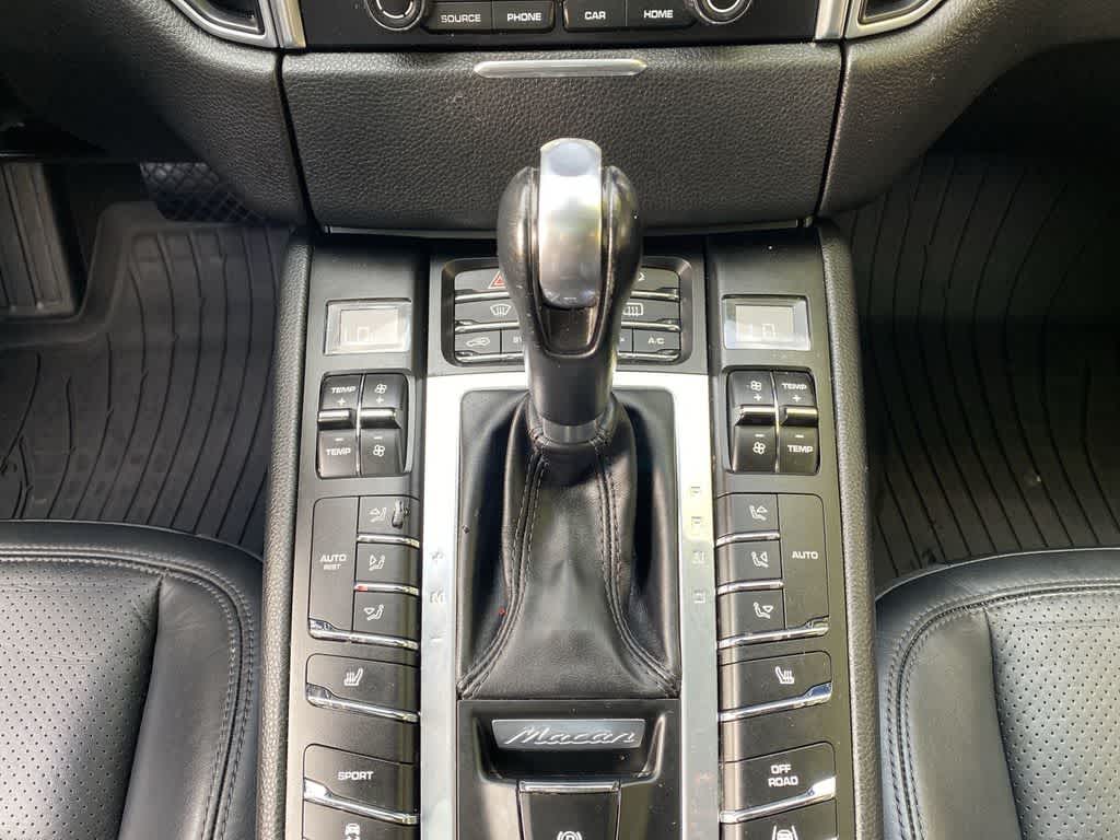 2018 Porsche Macan NA