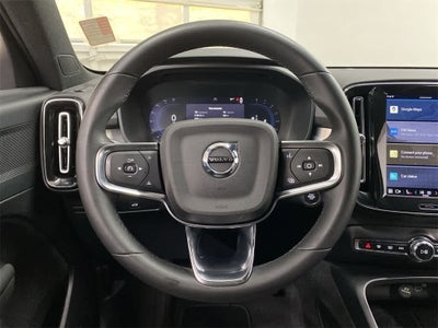 2024 Volvo XC40 Core Bright Theme